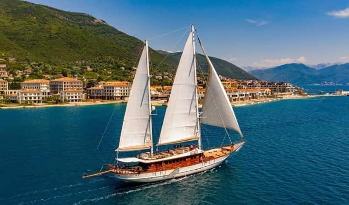 Blue Sea Apartment Herceg Novi Exterior photo