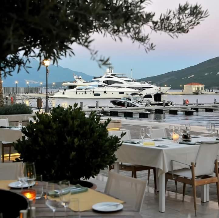 Blue Sea Apartment Herceg Novi Exterior photo