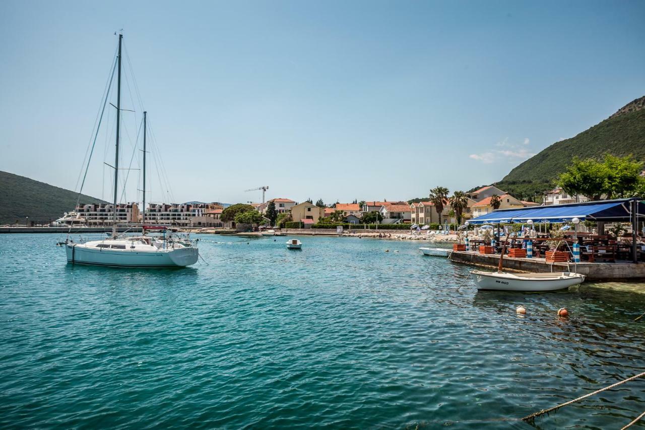 Blue Sea Apartment Herceg Novi Exterior photo