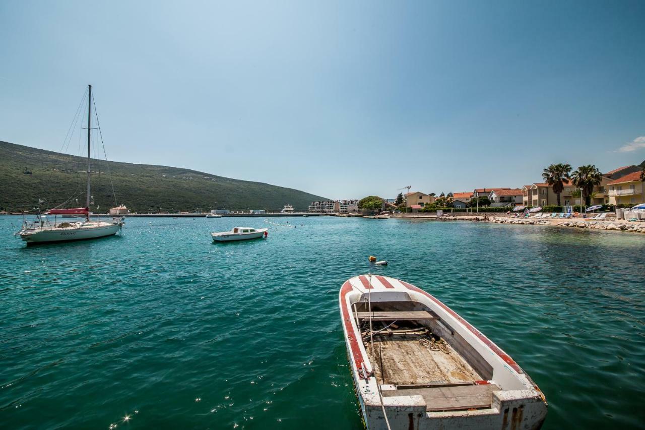 Blue Sea Apartment Herceg Novi Exterior photo